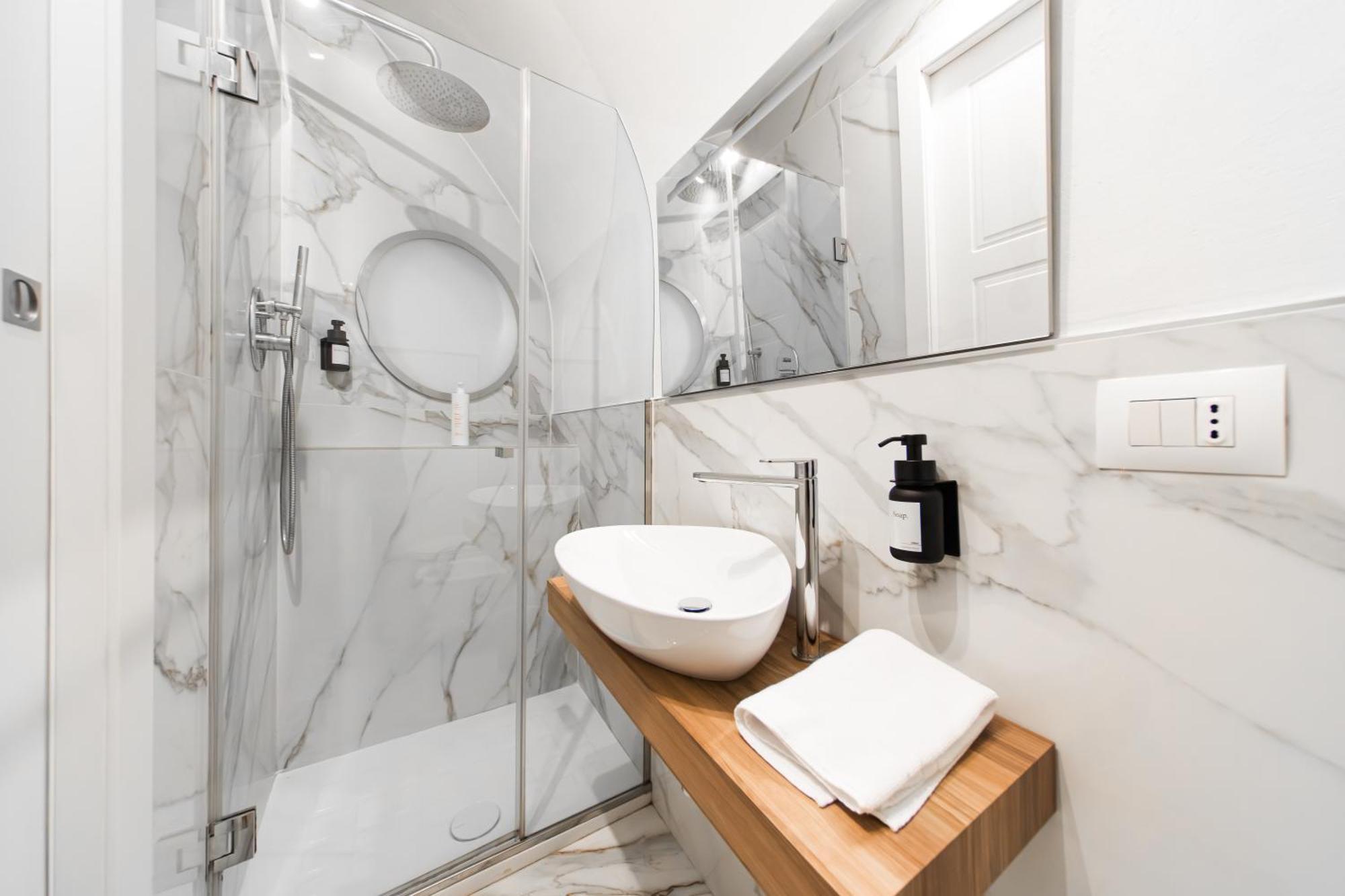Lilli House - Suite In The Heart Of Bologna Kültér fotó